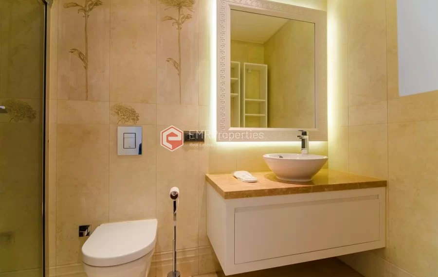 Zeitgenössische Wohnvilla mit 6 Zimmer zum Verkauf in Konakli