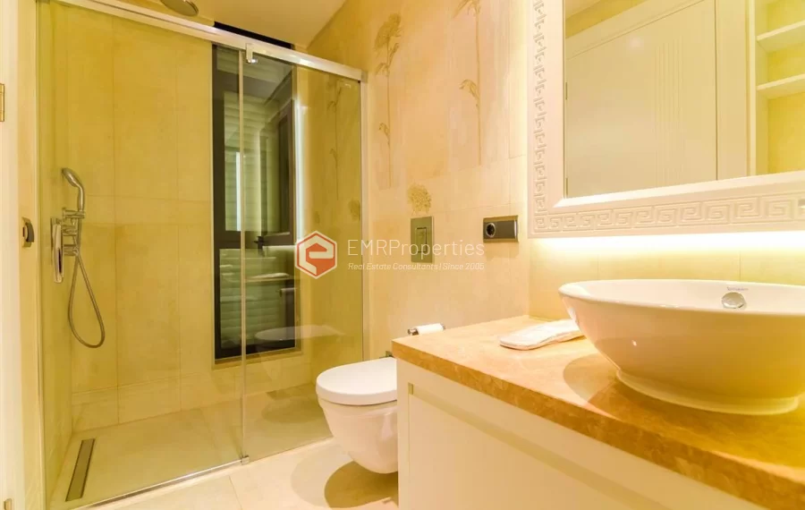 Zeitgenössische Wohnvilla mit 6 Zimmer zum Verkauf in Konakli