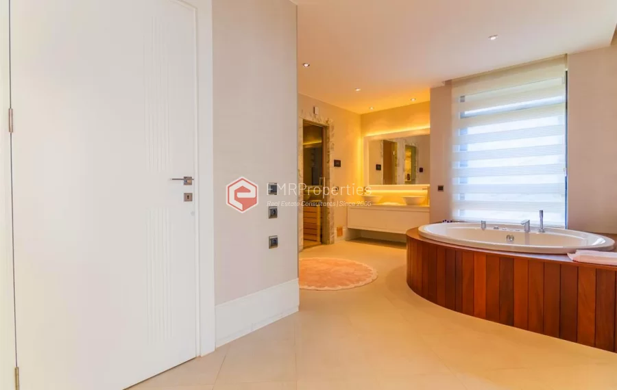 Zeitgenössische Wohnvilla mit 6 Zimmer zum Verkauf in Konakli