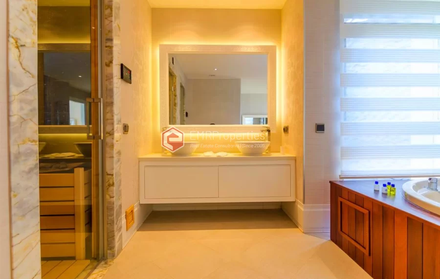 Zeitgenössische Wohnvilla mit 6 Zimmer zum Verkauf in Konakli