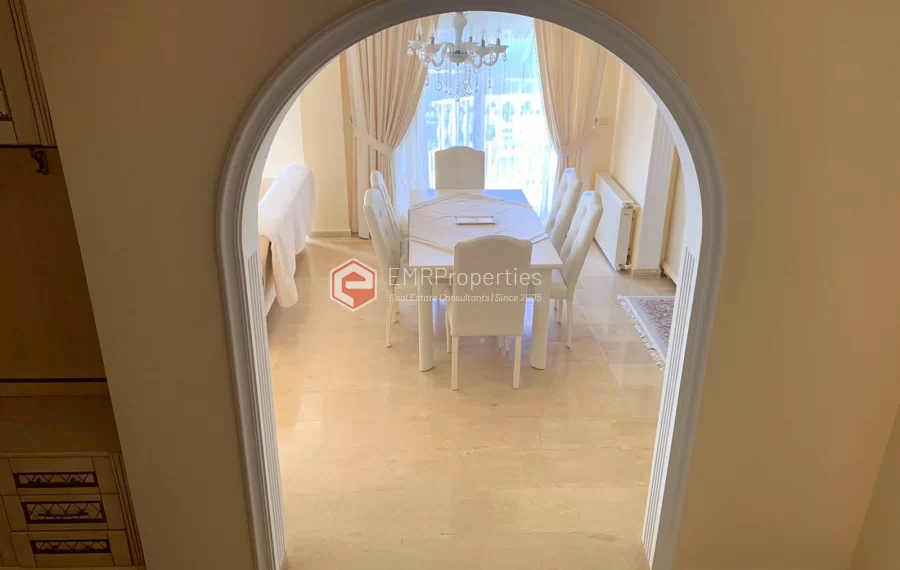 Premium samostojeca vila sa 4 spavace sobe na prodaju u Kargicaku