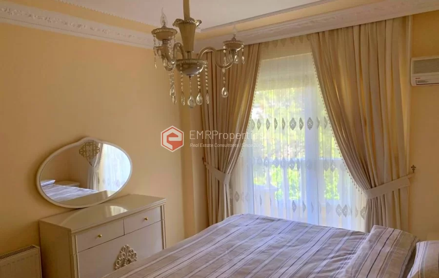 Premium samostojeca vila sa 4 spavace sobe na prodaju u Kargicaku