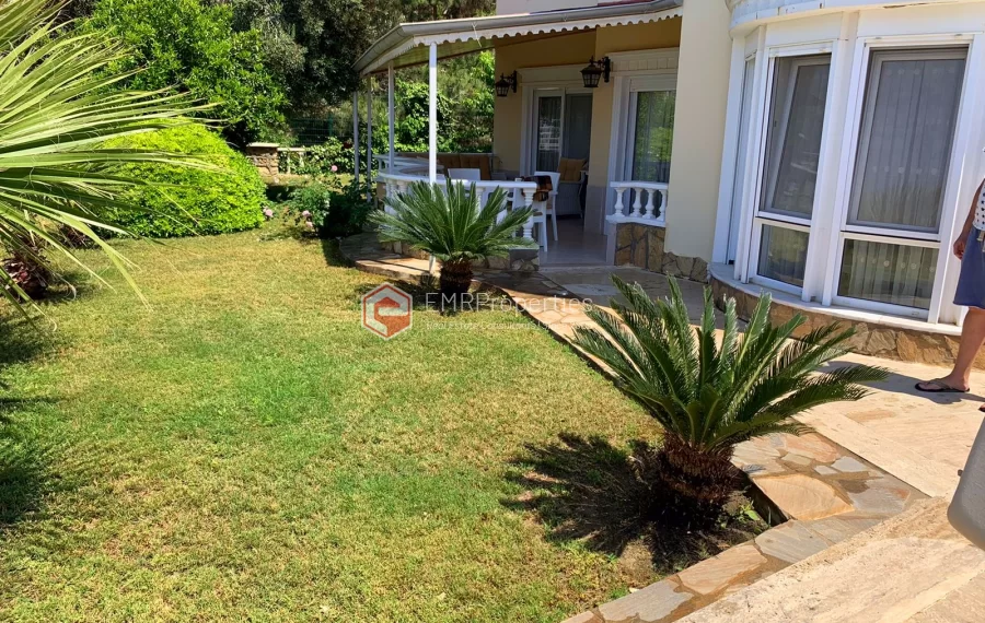 Premium samostojeca vila sa 4 spavace sobe na prodaju u Kargicaku