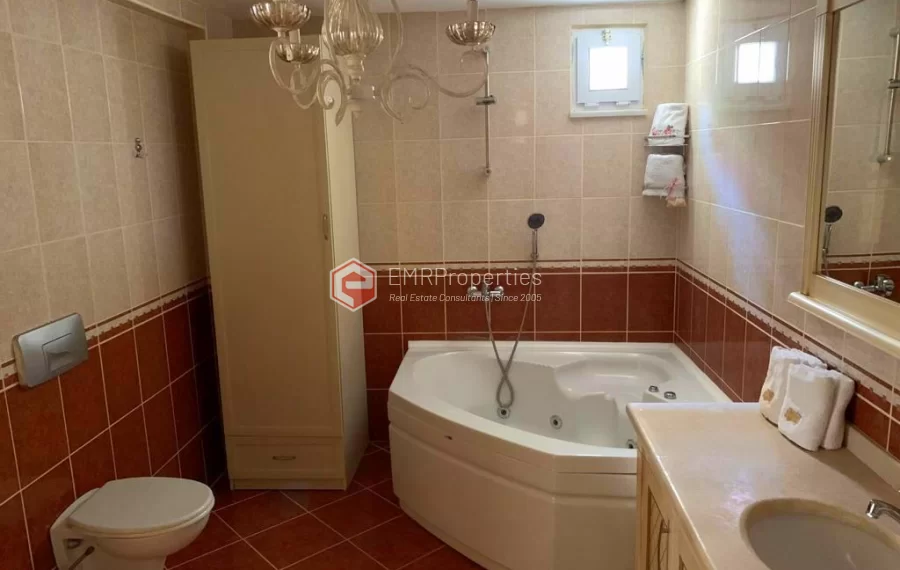 Premium samostojeca vila sa 4 spavace sobe na prodaju u Kargicaku