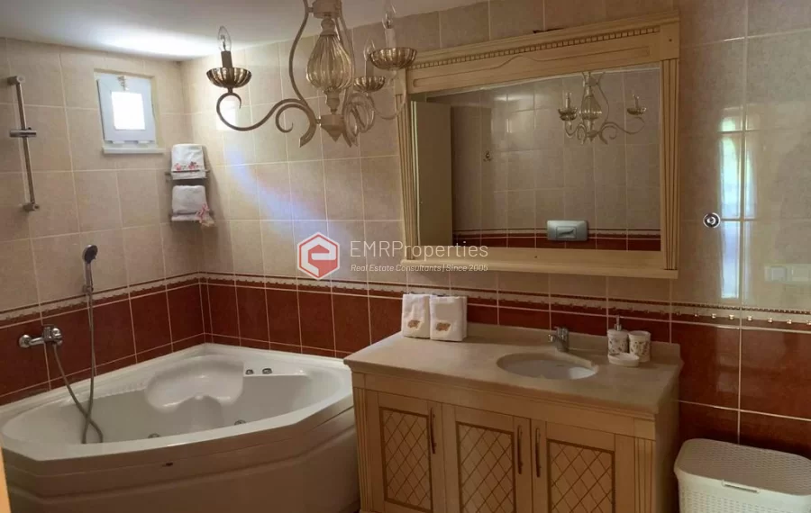 Premium samostojeca vila sa 4 spavace sobe na prodaju u Kargicaku