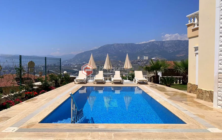 Premium samostojeca vila sa 4 spavace sobe na prodaju u Kargicaku