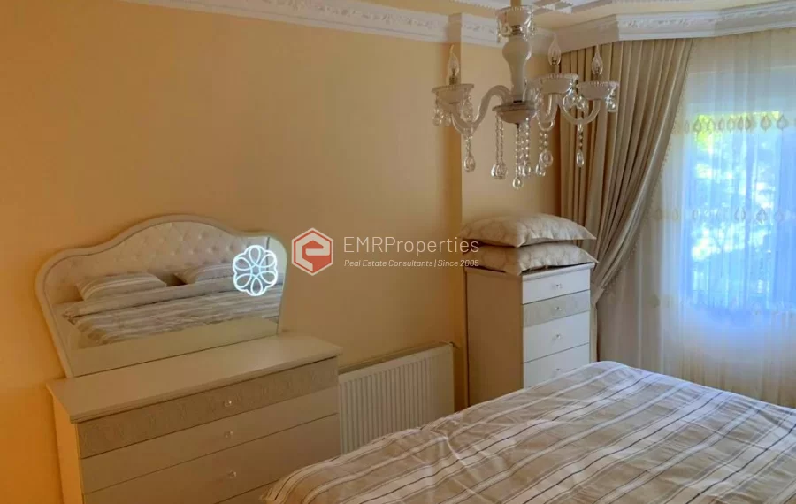 Premium samostojeca vila sa 4 spavace sobe na prodaju u Kargicaku