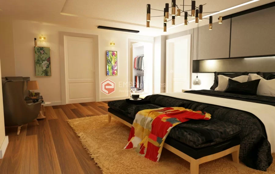 Luksuzni penthouse sa 4 spavace sobe sa velikom terasom i panoramskim pogledom na prodaju u Mahmutla