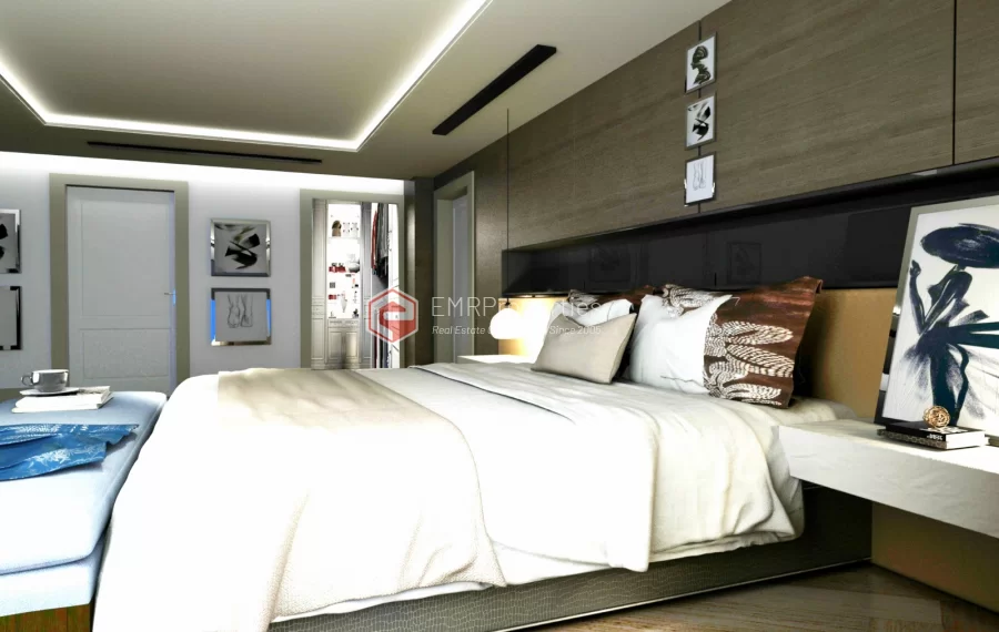 Luksuzni penthouse sa 4 spavace sobe sa velikom terasom i panoramskim pogledom na prodaju u Mahmutla