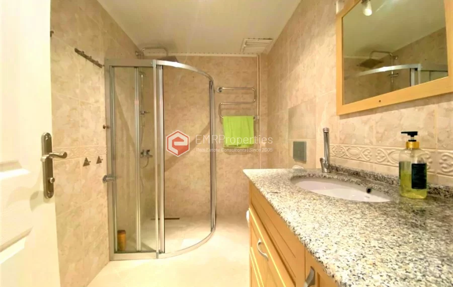 Bright and spacious 4 bedroom duplex penthouse for sale in Tosmur