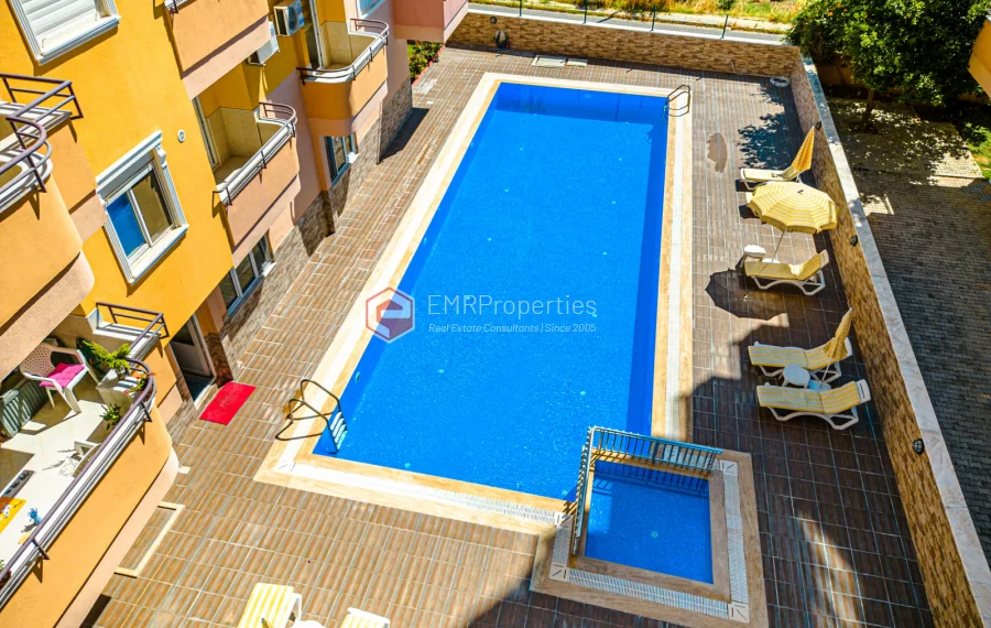 Пентхаус-дуплекс с 4 спальнями и видом на море на продажу в Махмутларе