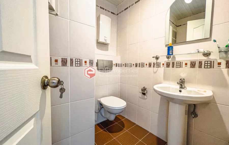 Пентхаус-дуплекс с 4 спальнями и видом на море на продажу в Махмутларе