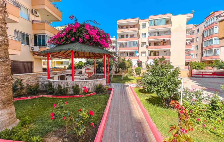 Пентхаус-дуплекс с 4 спальнями и видом на море на продажу в Махмутларе