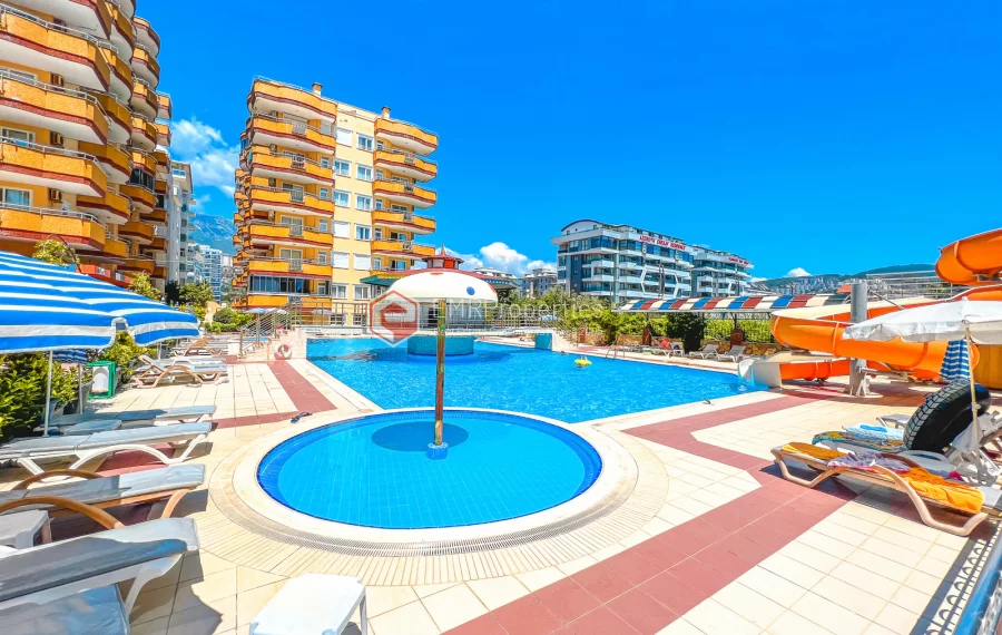 Prodaje se stan sa pogledom na more 50 m od mora u modernom kompleksu u Mahmutlaru