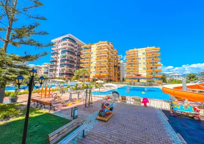 Продается квартира с видом на море в 50 м от моря в современном комплексе в Махмутларе