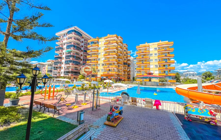 Prodaje se stan sa pogledom na more 50 m od mora u modernom kompleksu u Mahmutlaru