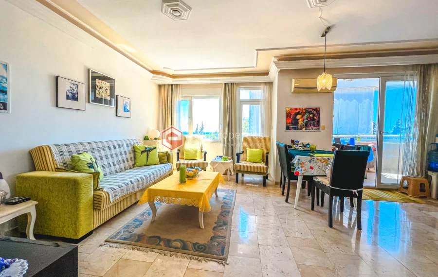 Prodaje se stan sa pogledom na more 50 m od mora u modernom kompleksu u Mahmutlaru