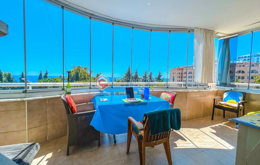 Prodaje se stan sa pogledom na more 50 m od mora u modernom kompleksu u Mahmutlaru