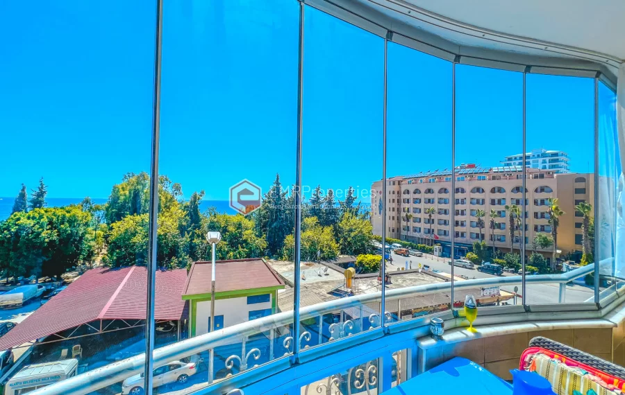 Prodaje se stan sa pogledom na more 50 m od mora u modernom kompleksu u Mahmutlaru