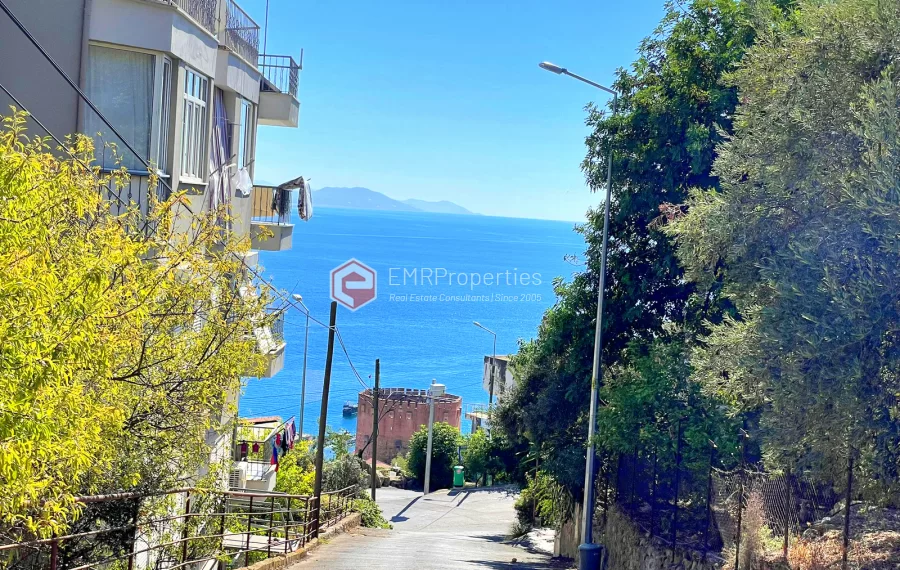 Wunderschöne 3-Zimmer-Wohnung mit Panoramablick in der Burg von Alanya zu verkaufen