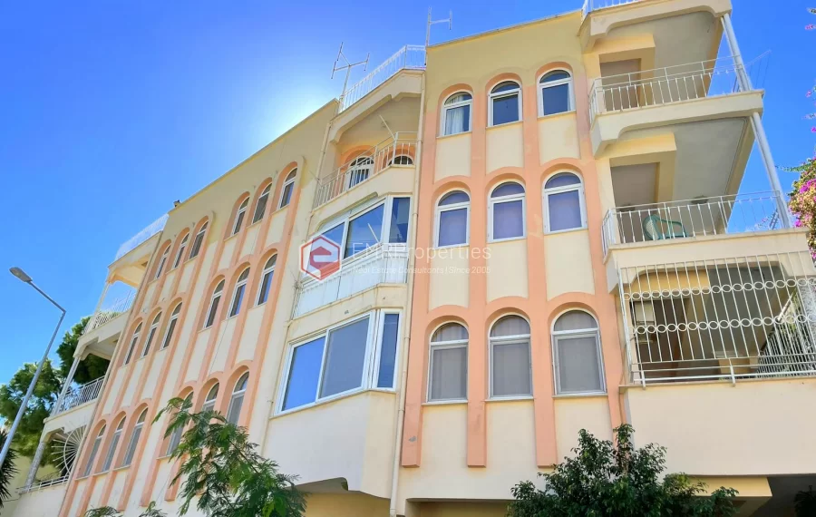 Wunderschöne 3-Zimmer-Wohnung mit Panoramablick in der Burg von Alanya zu verkaufen