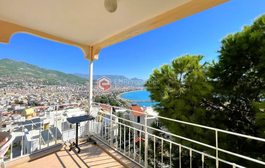 Wunderschöne 3-Zimmer-Wohnung mit Panoramablick in der Burg von Alanya zu verkaufen