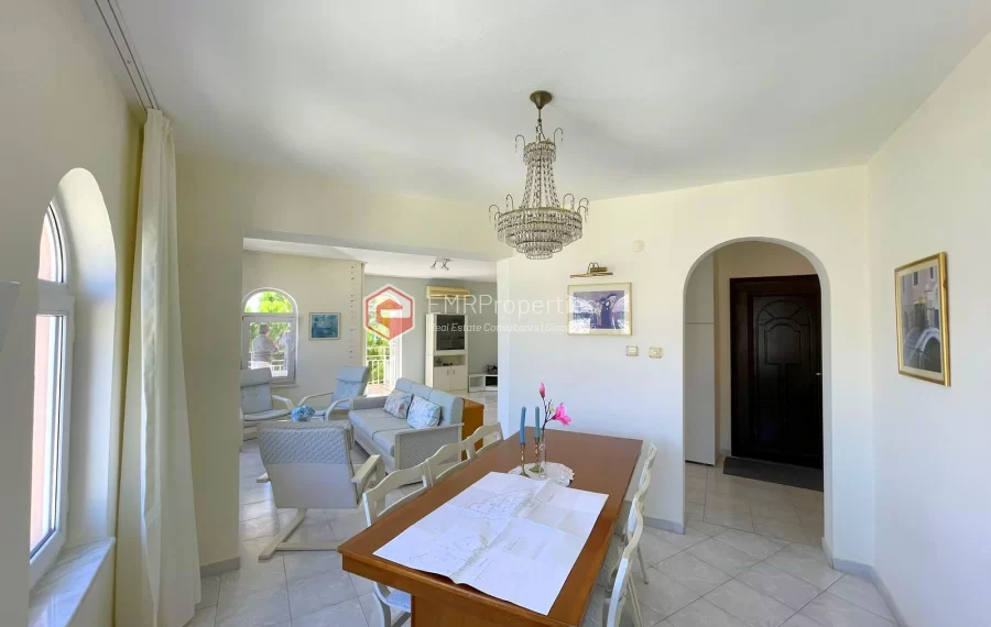 Wunderschöne 3-Zimmer-Wohnung mit Panoramablick in der Burg von Alanya zu verkaufen