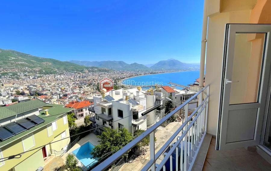 Wunderschöne 3-Zimmer-Wohnung mit Panoramablick in der Burg von Alanya zu verkaufen
