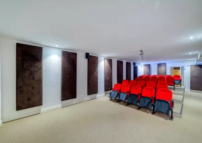 Spacious 3 bedroom apartment with sea view for sale in Cikcilli Alanya