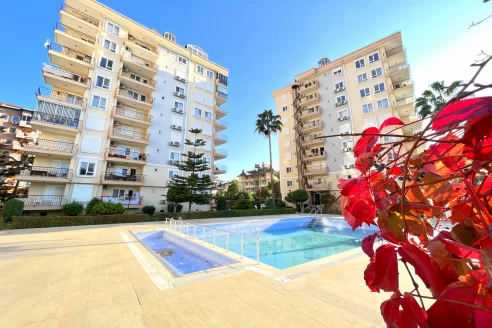 Sea view 2 bedroom apartment for sale in Alanya Centrum