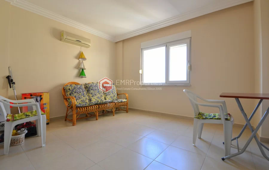 Продается современная 2-комнатная квартира с видом на море и замок в Джикджилли.