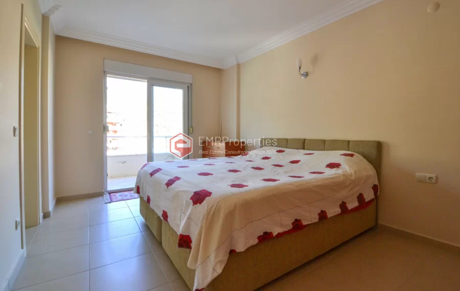 Продается современная 2-комнатная квартира с видом на море и замок в Джикджилли.