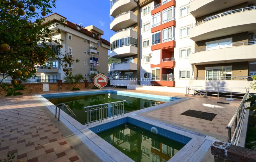 Продается современная 2-комнатная квартира с видом на море и замок в Джикджилли.