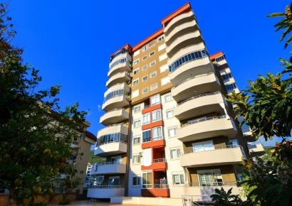 Продается современная 2-комнатная квартира с видом на море и замок в Джикджилли.