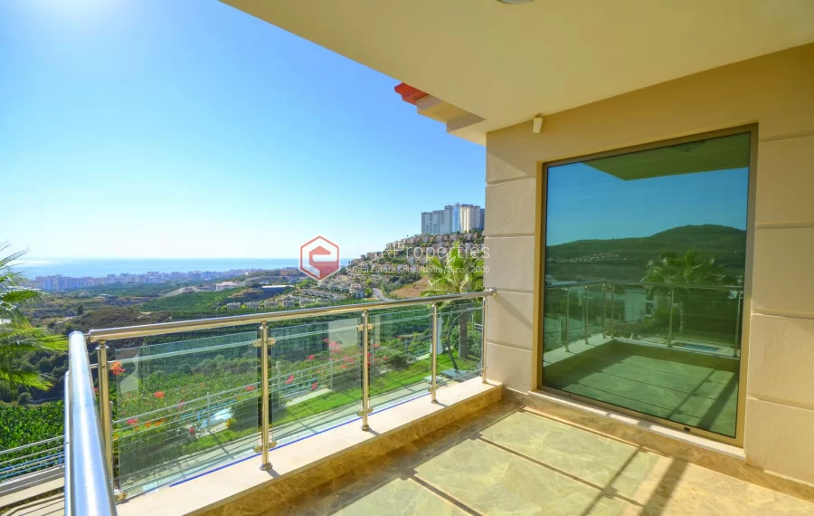 Ultra luxury villa with modern and superior design for sale in Kargicak