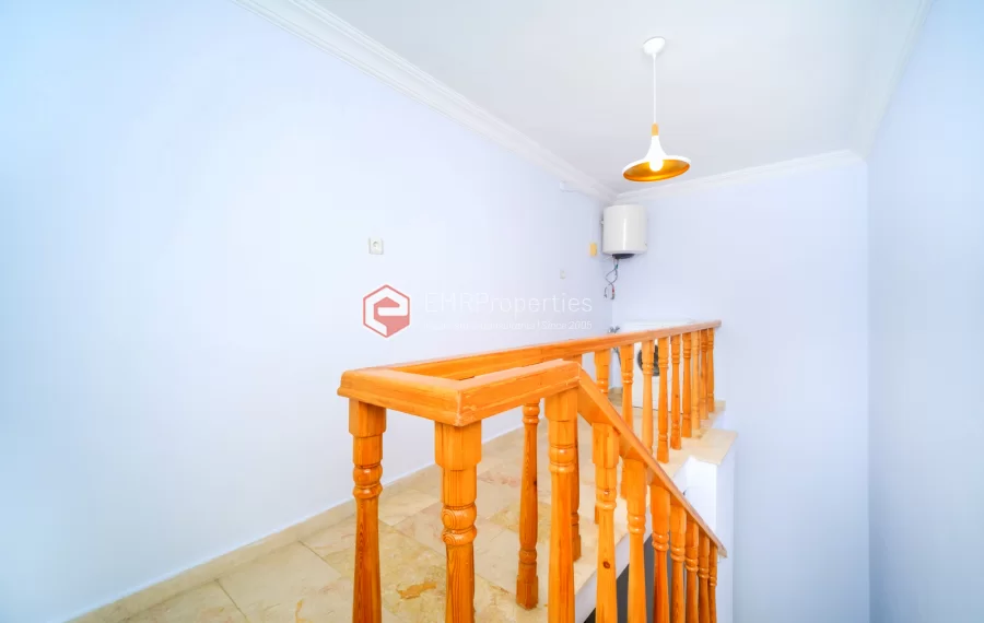 Peaceful 2 bedroom private villa near the sea for sale in Konakli