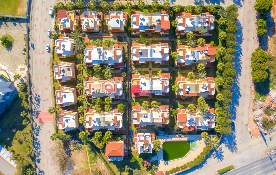 Peaceful 2 bedroom private villa near the sea for sale in Konakli