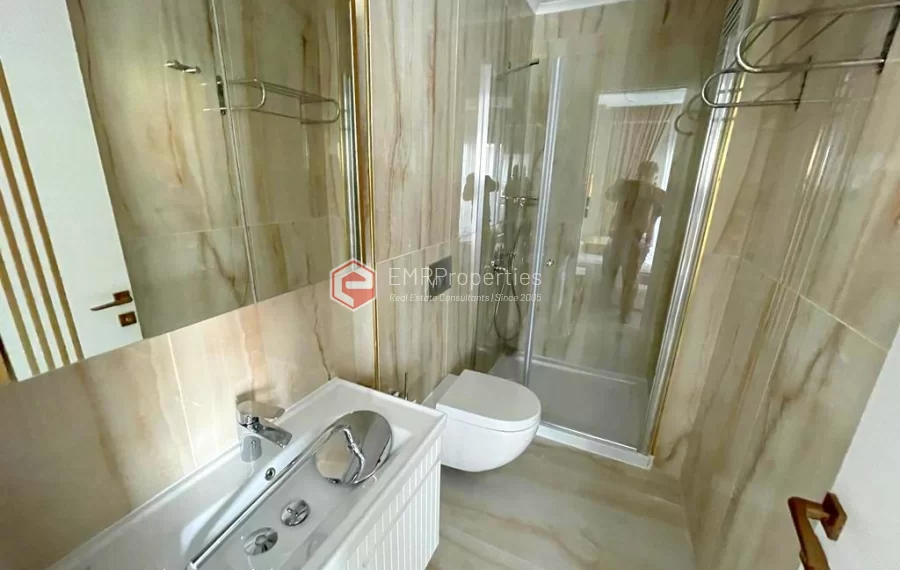 Wunderschöne Villa mit 5 Zimmer und Swimmingpool zum Verkauf in Belek