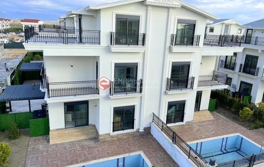 Wunderschöne Villa mit 5 Zimmer und Swimmingpool zum Verkauf in Belek