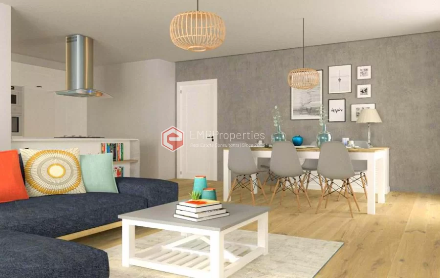 Spacious detached villa only 800 m from the sea for sale in the center of Side