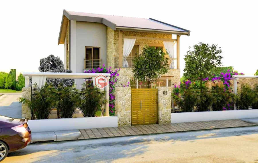 Spacious detached villa only 800 m from the sea for sale in the center of Side