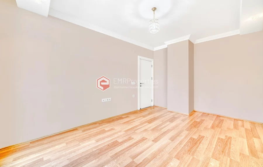 Visokokvalitetan stan sa drustvenim sadrzajima na prodaju u Tosmuru