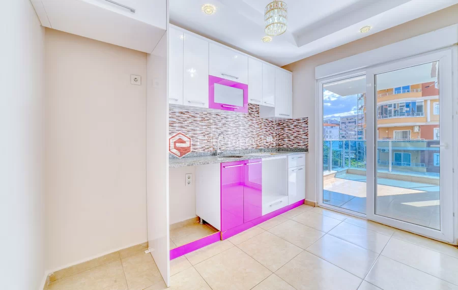 Visokokvalitetan stan sa drustvenim sadrzajima na prodaju u Tosmuru