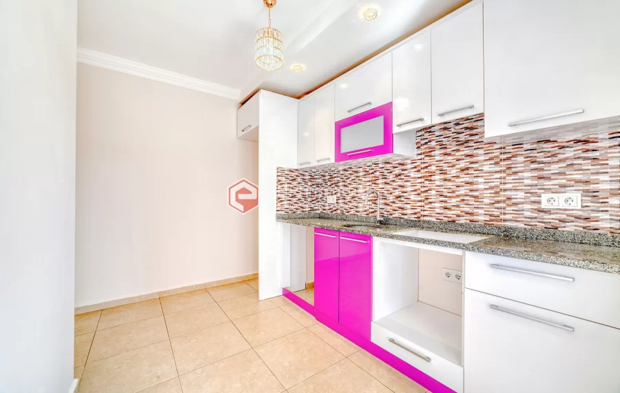 Visokokvalitetan stan sa drustvenim sadrzajima na prodaju u Tosmuru