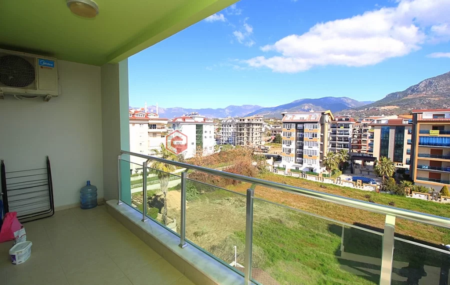 Двухуровневый пентхаус на берегу моря с мебелью на продажу в Кестеле