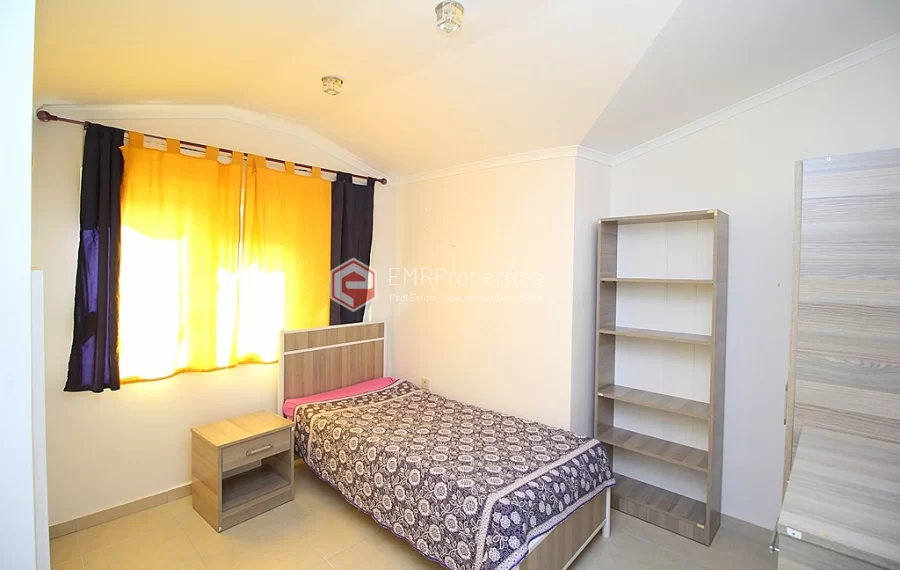 Двухуровневый пентхаус на берегу моря с мебелью на продажу в Кестеле