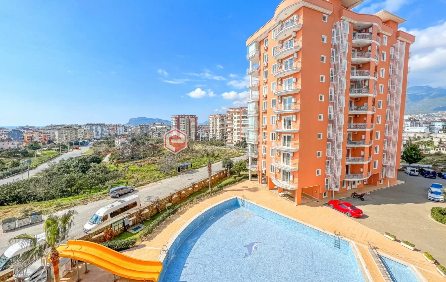 Commodious 2 bedroom apartment with castle view for sale in Tosmur