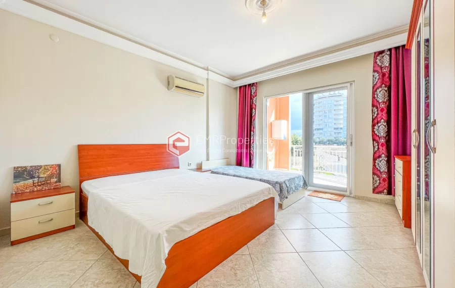 Commodious 2 bedroom apartment with castle view for sale in Tosmur