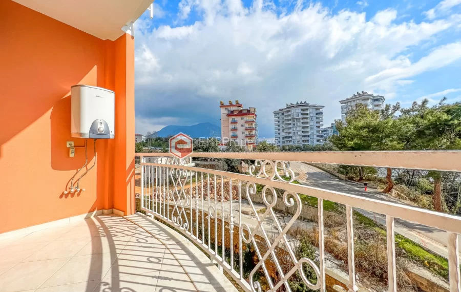 Commodious 2 bedroom apartment with castle view for sale in Tosmur