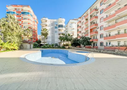 Продается двухуровневый пентхаус на первой линии моря с видом на море и крепость в Махмутларе